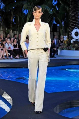 Look 10